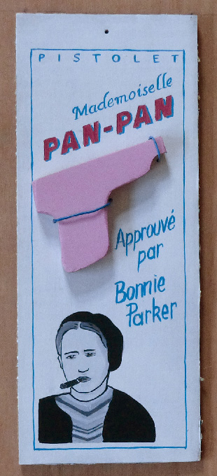 <Laurent Jacquy. Série mademoiselle pan-pan .Acrylique sur carton et pistolet en bois.